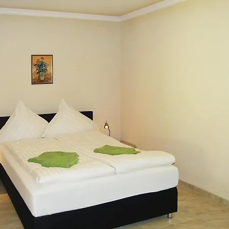 Σπίτι διακοπών Large With Summer Pool And Sauna