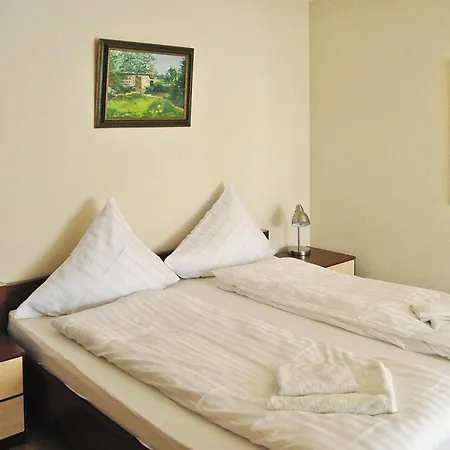 Large With Summer Pool And Sauna * Zitzmin